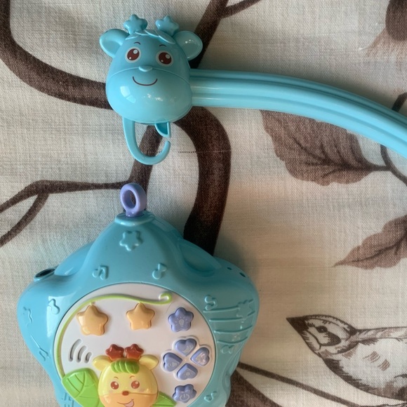 Caterbee Baby Mobile - Picture 4 of 5